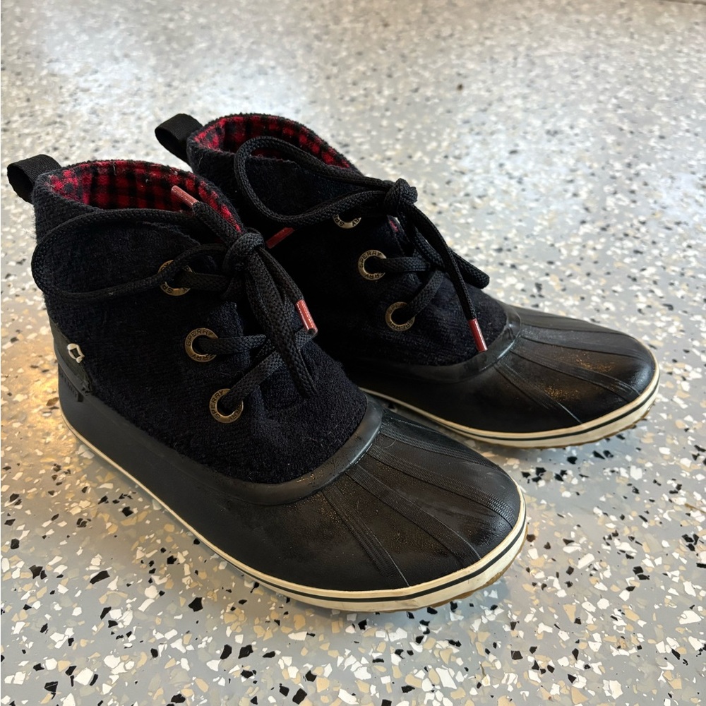 Sperry rain/winter boot Womans.